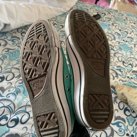 Turquoise converse - Picture 2 of 4